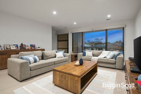 Property photo of 20 Stables Circuit Doncaster VIC 3108