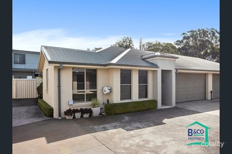 Property photo of 4/20-22 Greenacre Road Wollongong NSW 2500