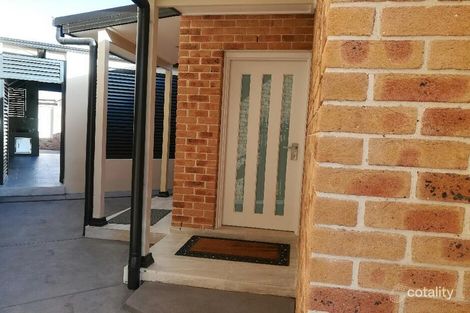 Property photo of 5 Oliveri Close Edensor Park NSW 2176