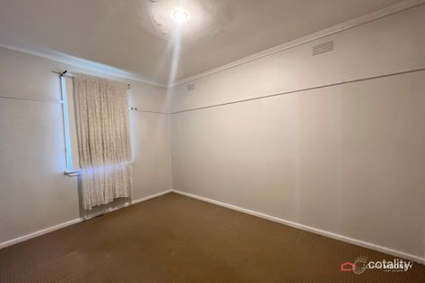 Property photo of 15 Spooner Avenue Mount Austin NSW 2650