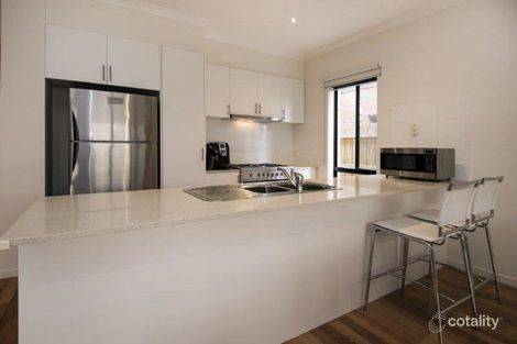 Property photo of 274 The Lakes Boulevard South Morang VIC 3752