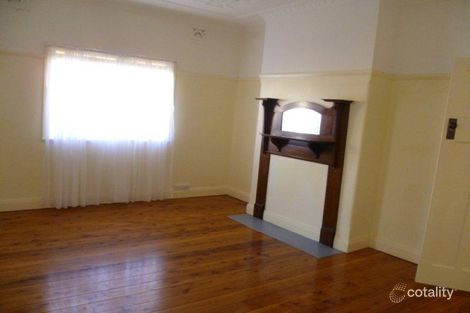 Property photo of 32 William Street Orange NSW 2800