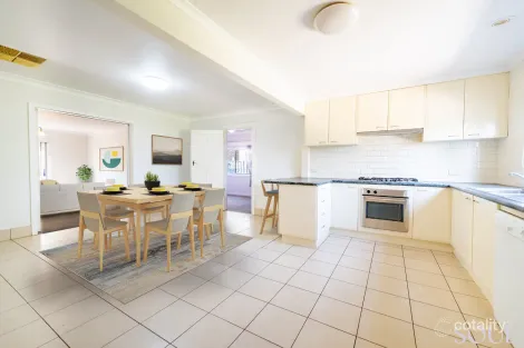 Property photo of 18 Merrowie Street Griffith NSW 2680
