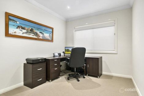 Property photo of 20 Bushview Lane Moorebank NSW 2170