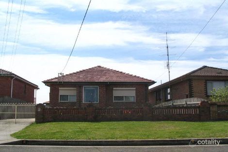 8 Dorman St, Cringila, NSW 2502