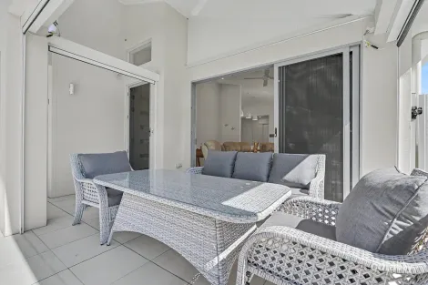 218/71 Owen Creek Rd, Forest Glen, QLD 4556