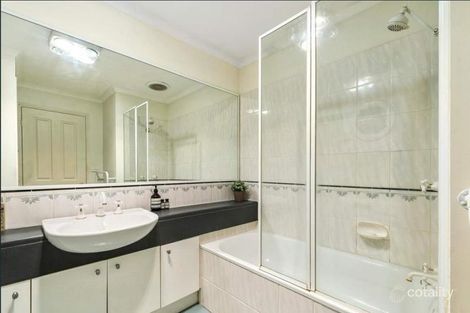 Property photo of 16/119-125 Wellington Street St Kilda VIC 3182