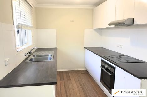 Property photo of 1/212-222 Harrow Road Glenfield NSW 2167