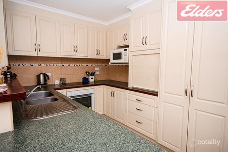 Property photo of 12 Hook Court West Wodonga VIC 3690