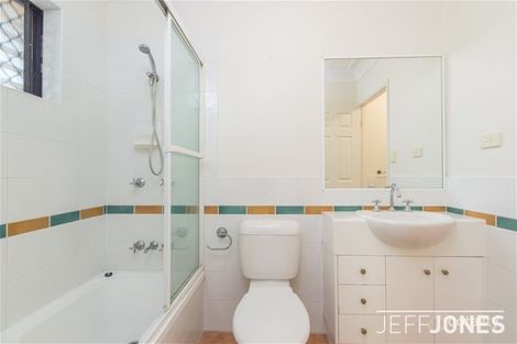 Property photo of 6/85-87 Victoria Terrace Greenslopes QLD 4120