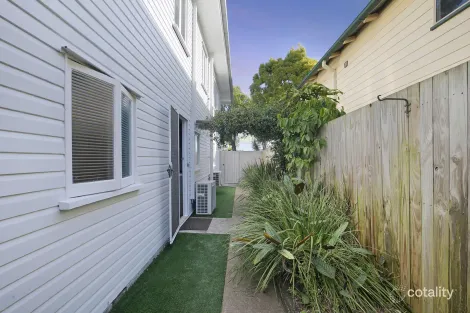 Property photo of 3 Louis Street Redcliffe QLD 4020