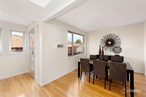 Property photo of 2/52 Deakin Street Essendon VIC 3040