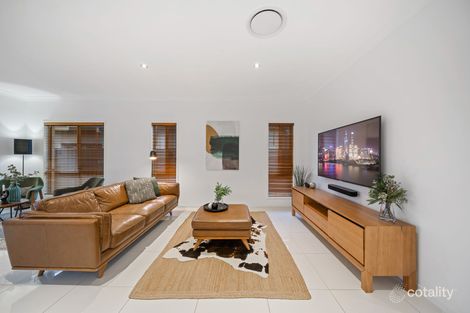 Property photo of 8 Shamrock Street Ormiston QLD 4160