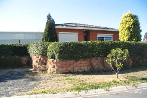 Property photo of 2 Lyra Place Hinchinbrook NSW 2168