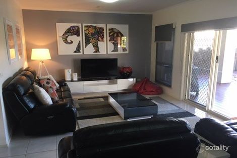Property photo of 22 Quarterdeck Road Sandhurst VIC 3977