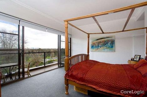 Property photo of 236 The Boulevard Ivanhoe East VIC 3079