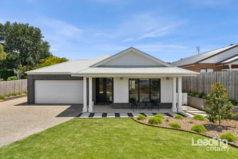 Property photo of 4 Springview Place Romsey VIC 3434