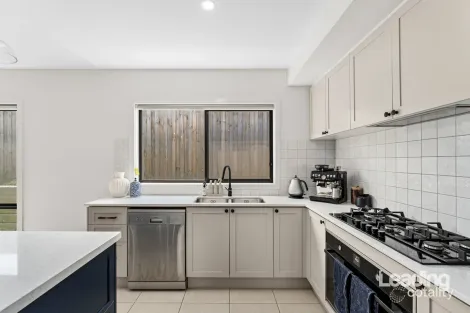Property photo of 4 Springview Place Romsey VIC 3434