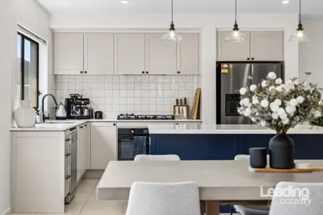 Property photo of 4 Springview Place Romsey VIC 3434