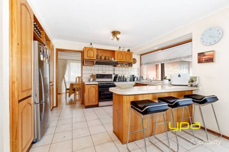 Property photo of 9 Parklands Grove Werribee VIC 3030