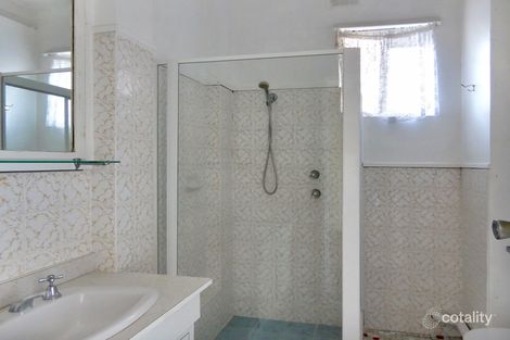 Property photo of 18 Alison Road Springfield NSW 2250