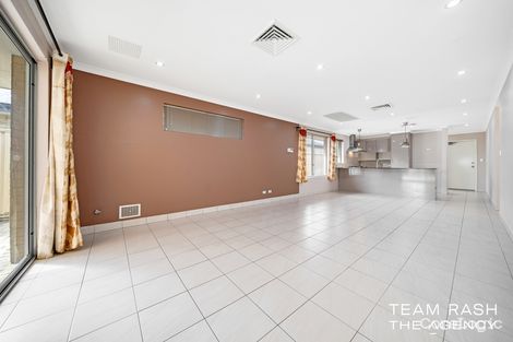 Property photo of 33 Clover Approach Seville Grove WA 6112