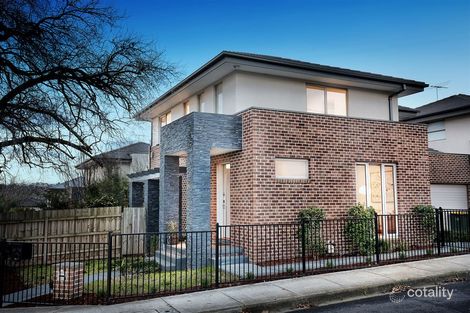 Property photo of 101 Woodhouse Grove Box Hill North VIC 3129