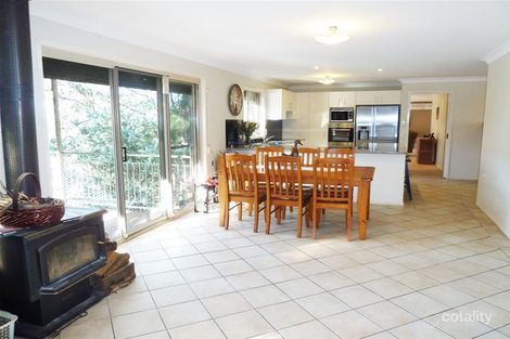 Property photo of 33 Roberts Parade Hawkesbury Heights NSW 2777