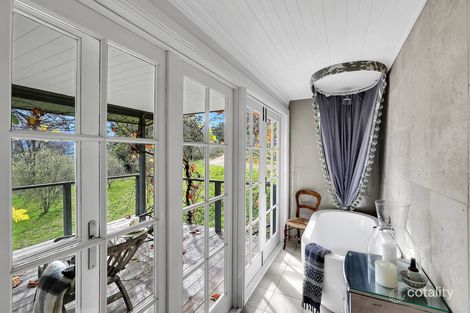 Property photo of 212 Megalong Place Kanimbla NSW 2790