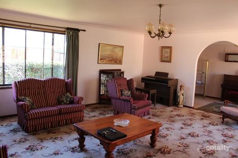 Property photo of 13 Macquarie Street West Bathurst NSW 2795