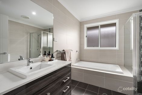 Property photo of 8 Bold Street Renwick NSW 2575