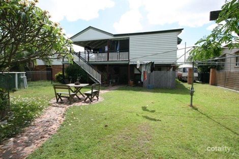 Property photo of 124 Barrack Road Cannon Hill QLD 4170