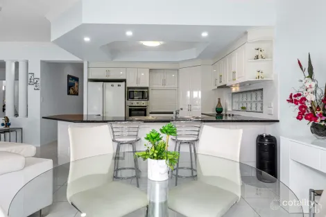 Property photo of 143 Botanical Circuit Banora Point NSW 2486