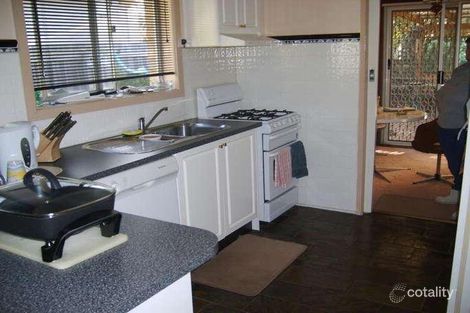 Property photo of 52 Kashmir Crescent Frankston VIC 3199