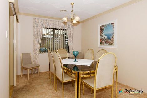 Property photo of 20 Leicester Square Alexander Heights WA 6064