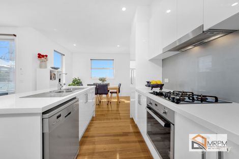 Property photo of 2/5 Winifred Street Essendon VIC 3040