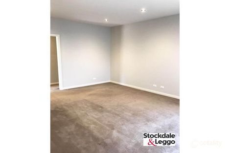 Property photo of 1B Cameron Road Box Hill North VIC 3129