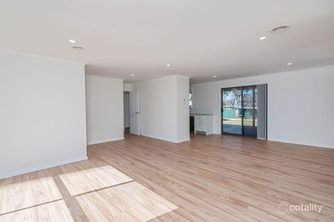 Property photo of 28 Weavell Place Kambah ACT 2902