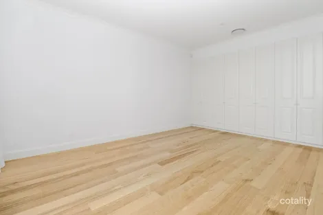 Property photo of 17 Brookong Avenue Wagga Wagga NSW 2650