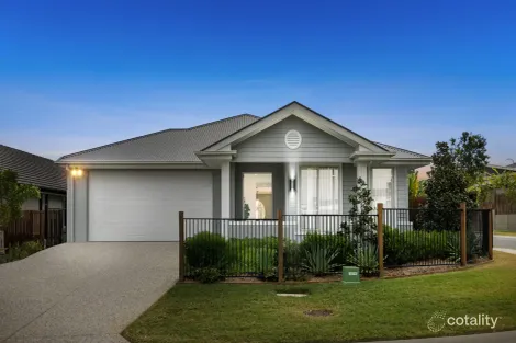 27 Tuscan Cct, Greenbank, QLD 4124