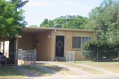 1 Ashmole Rd, Redcliffe, QLD 4020