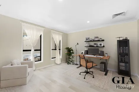 Property photo of 115 Ascot Drive Chipping Norton NSW 2170
