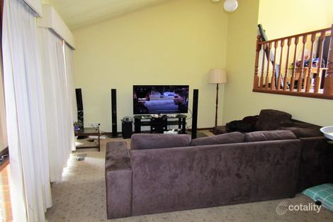 Property photo of 18 Hanley Crescent Seymour VIC 3660
