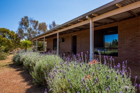 Property photo of 33 Longva Road Moresby WA 6530