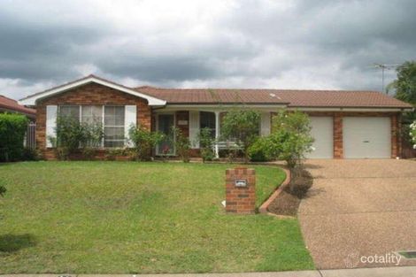 Property photo of 19 Gunn Place St Helens Park NSW 2560