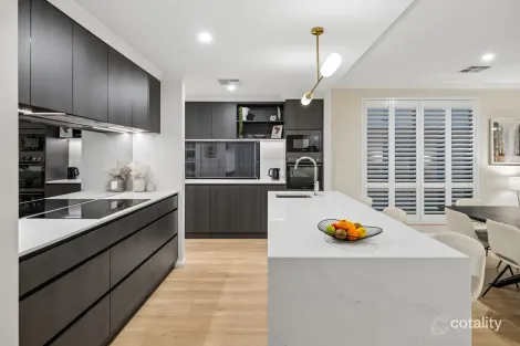 5 Preston Gr, South Guildford, WA 6055