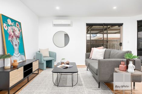 Property photo of 33 Dundee Way Sydenham VIC 3037