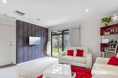 Property photo of 20 Crestway Drive Cranbourne North VIC 3977