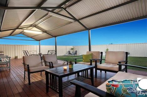 8 Donnelly St, Lake Coogee, WA 6166