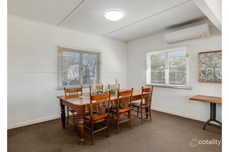 Property photo of 16 Ross Street Mount Lofty QLD 4350